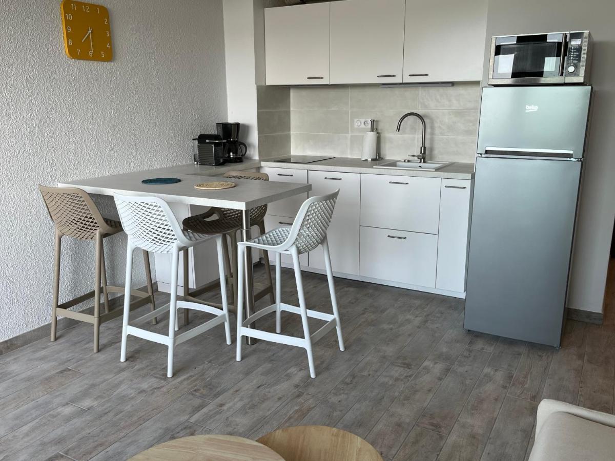 Appartamento Place centrale - 5 min à pied de la plage Biscarrosse-Plage Esterno foto